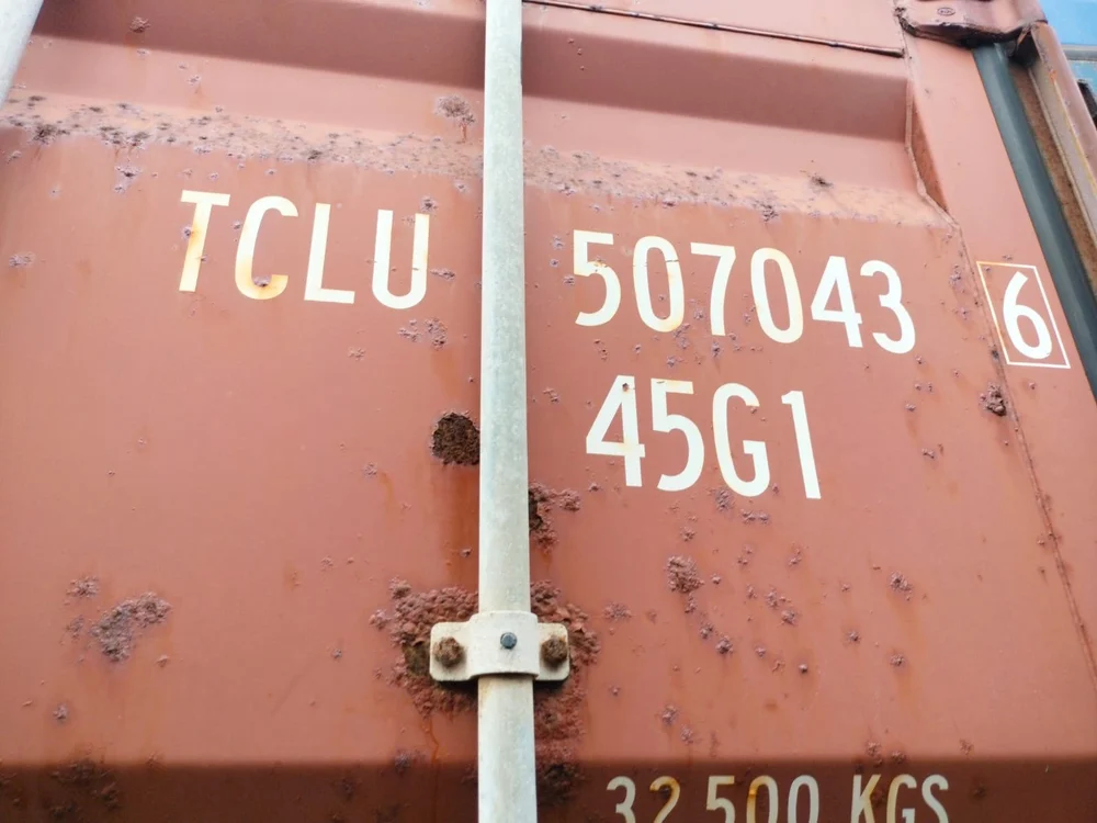 A close demonstration of cargo containers - office and dry containers